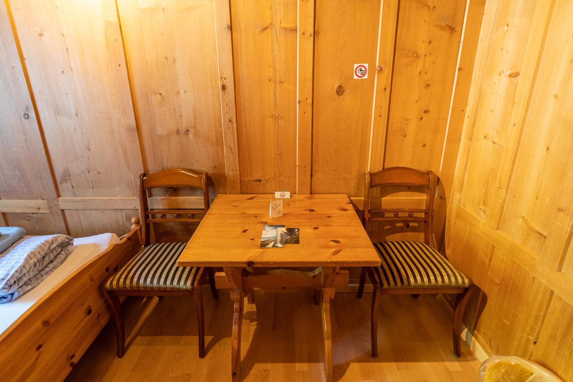 Gasthaus Edelweiss Vals Exteriér fotografie